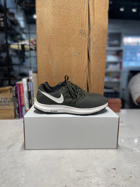 Olive Nike Running Sneakers (Size 10)
