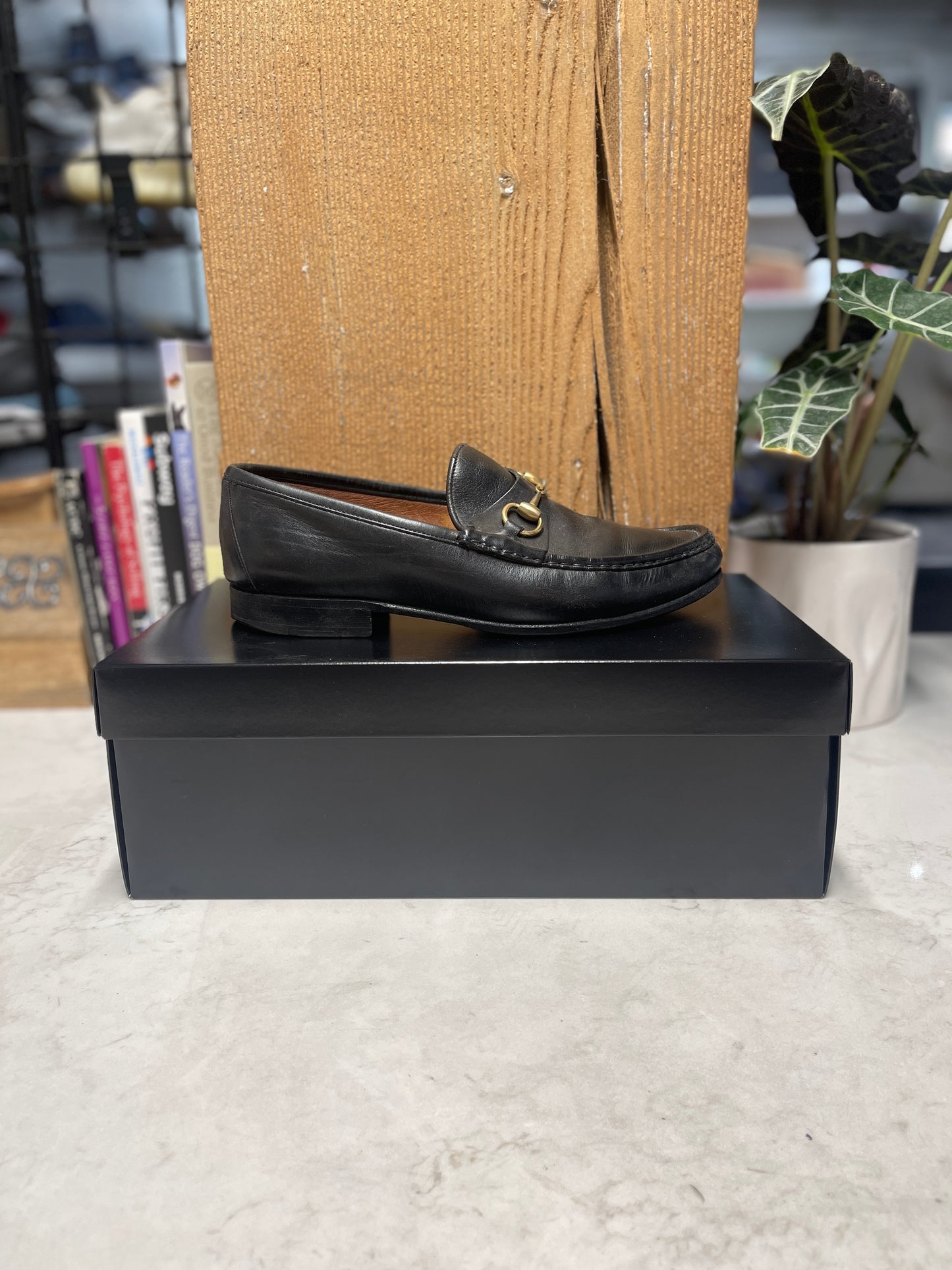 Vintage Gucci Black Loafers (Size 10.5)