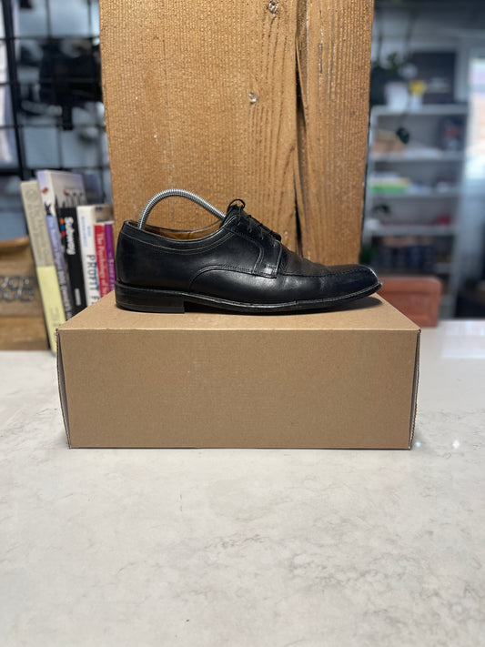 Black Dress Shoes (Size 10.5)