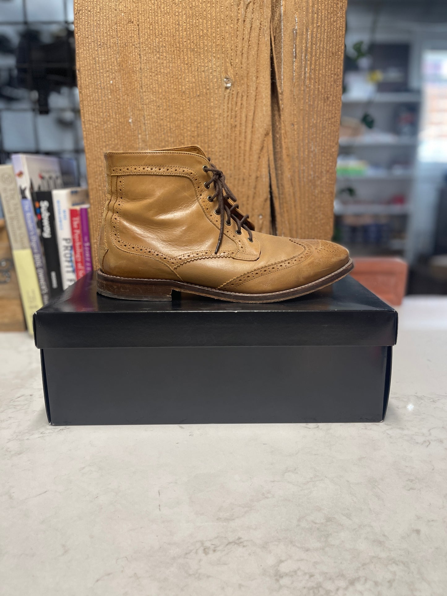 Brown Dress Shoe Hightop (Size 11)